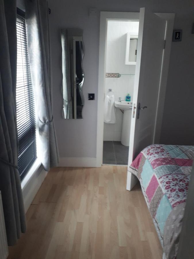 Ideal One Bedroom Appartment In Naas Oo Kildare Extérieur photo